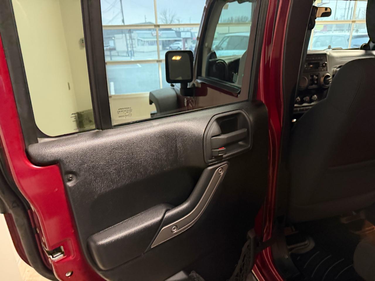 Jeep Wrangler Unlimited 4WD 4dr Sport 2011