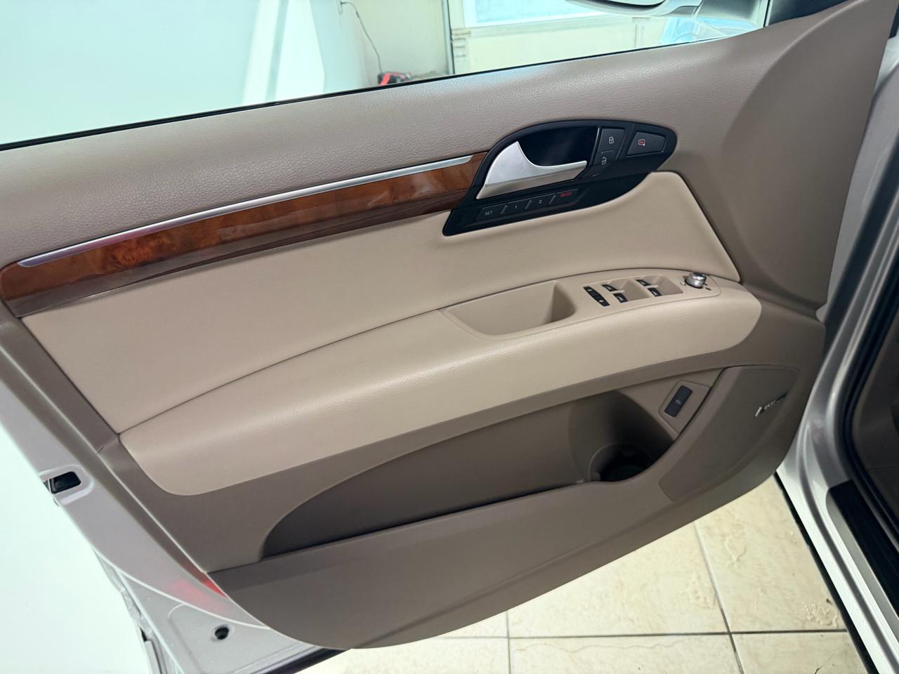 Audi Q7 quattro 4dr 3.0L TDI Prestige 2015