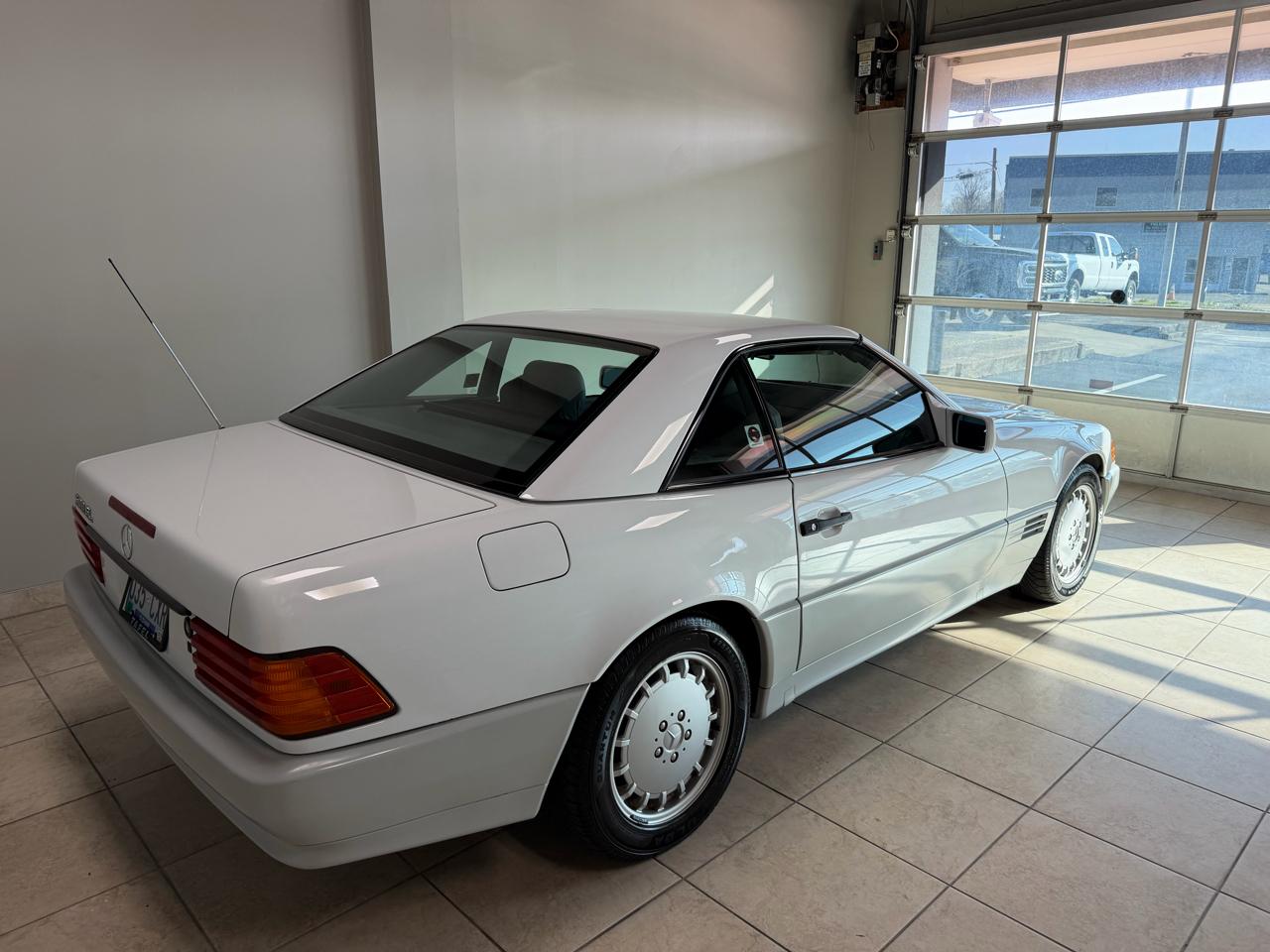 Mercedes-Benz 500 Series 2dr Coupe 500SL 1992