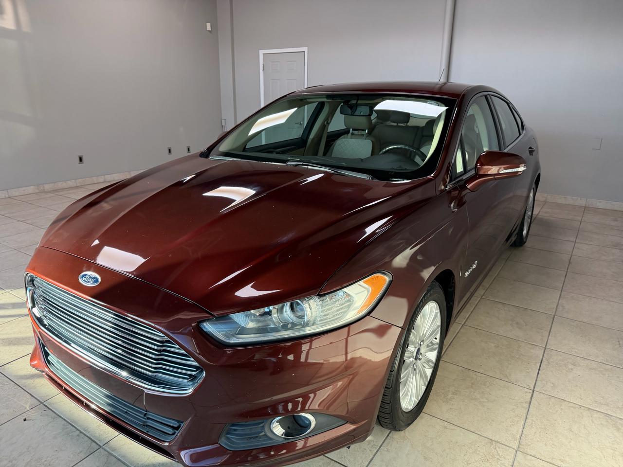 Ford Fusion 4dr Sdn SE Hybrid FWD 2015