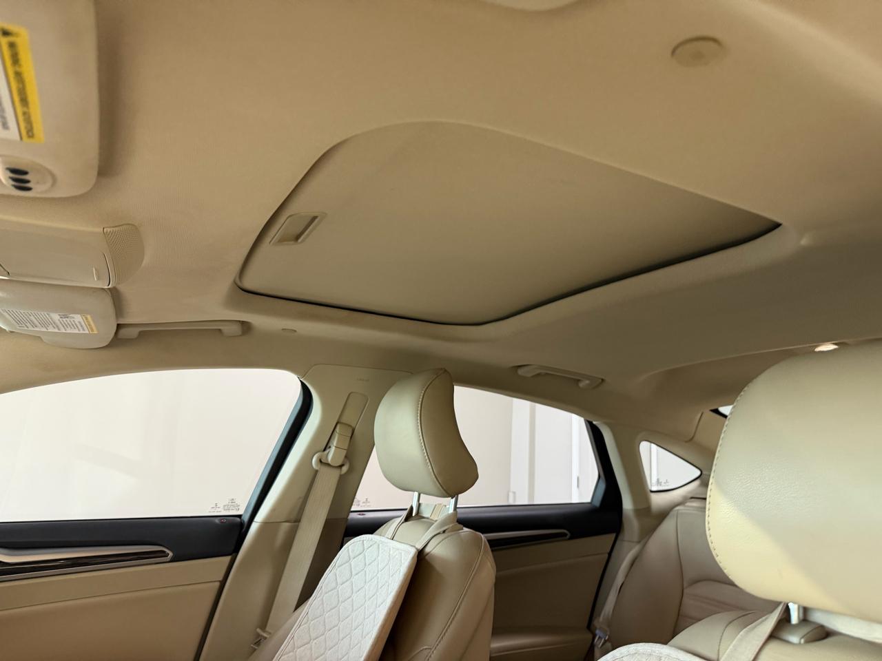 Ford Fusion 4dr Sdn SE Hybrid FWD 2015