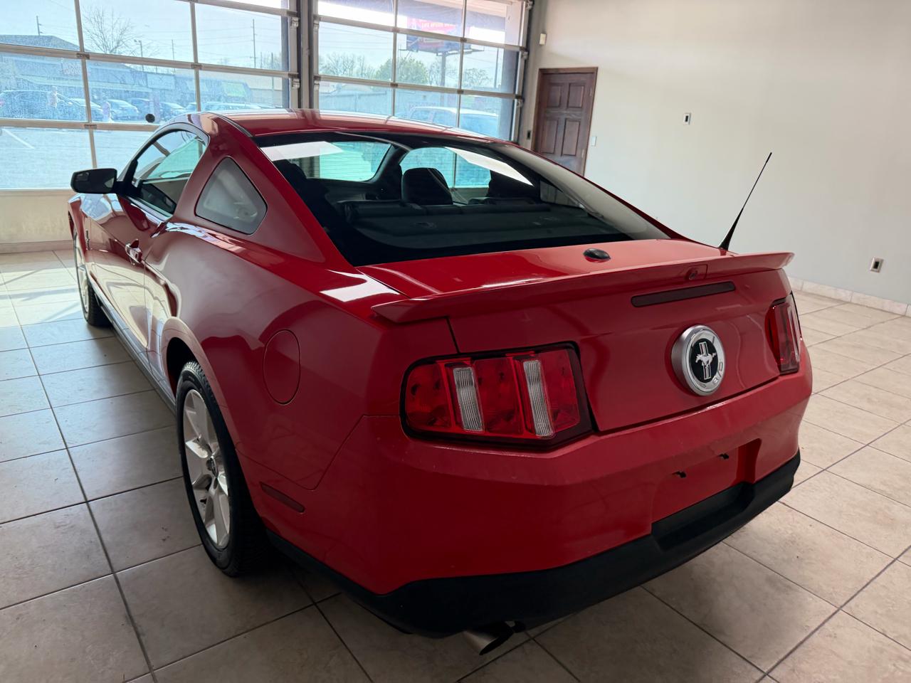 Ford Mustang 2dr Cpe V6 2011