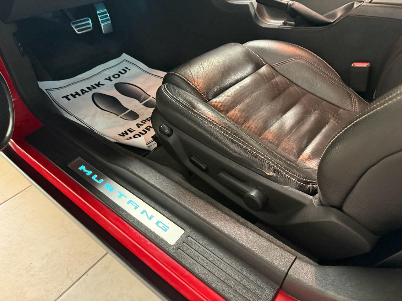 Ford Mustang 2dr Cpe V6 2011