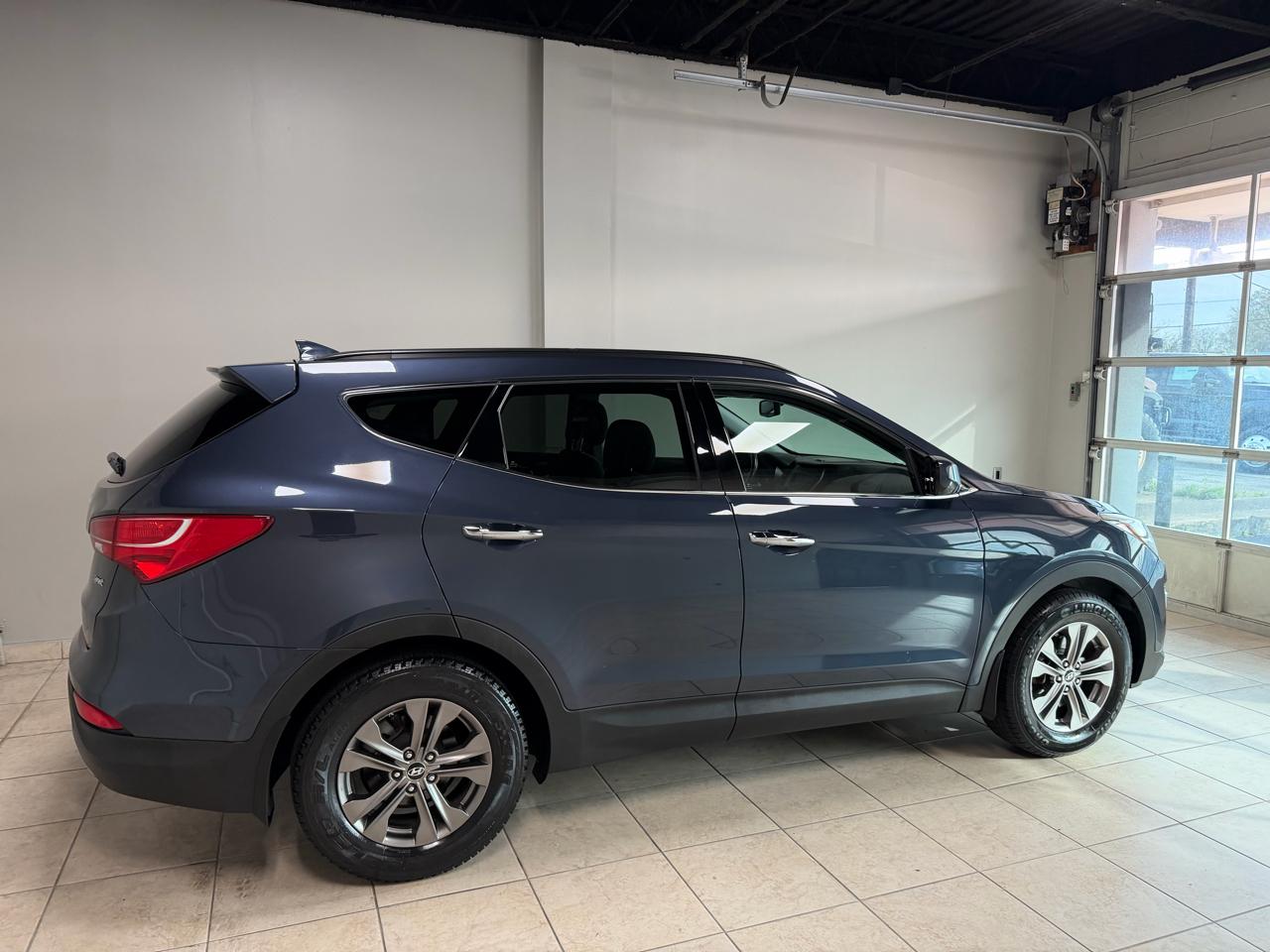 Hyundai Santa Fe FWD 4dr Sport 2013