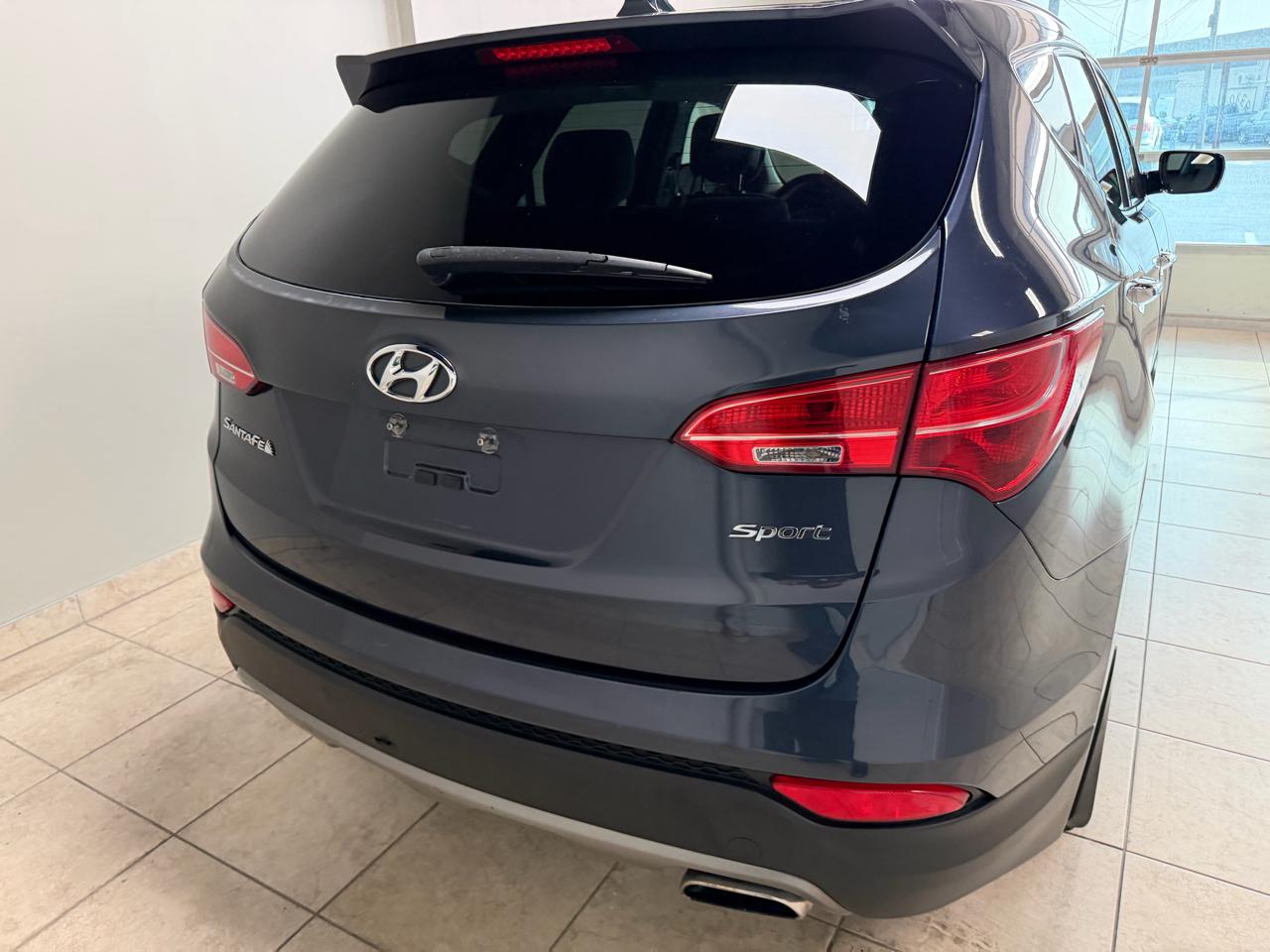 Hyundai Santa Fe FWD 4dr Sport 2013