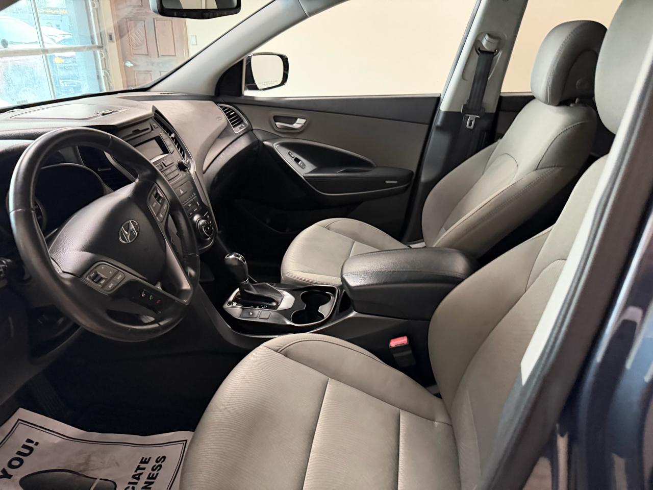 Hyundai Santa Fe FWD 4dr Sport 2013