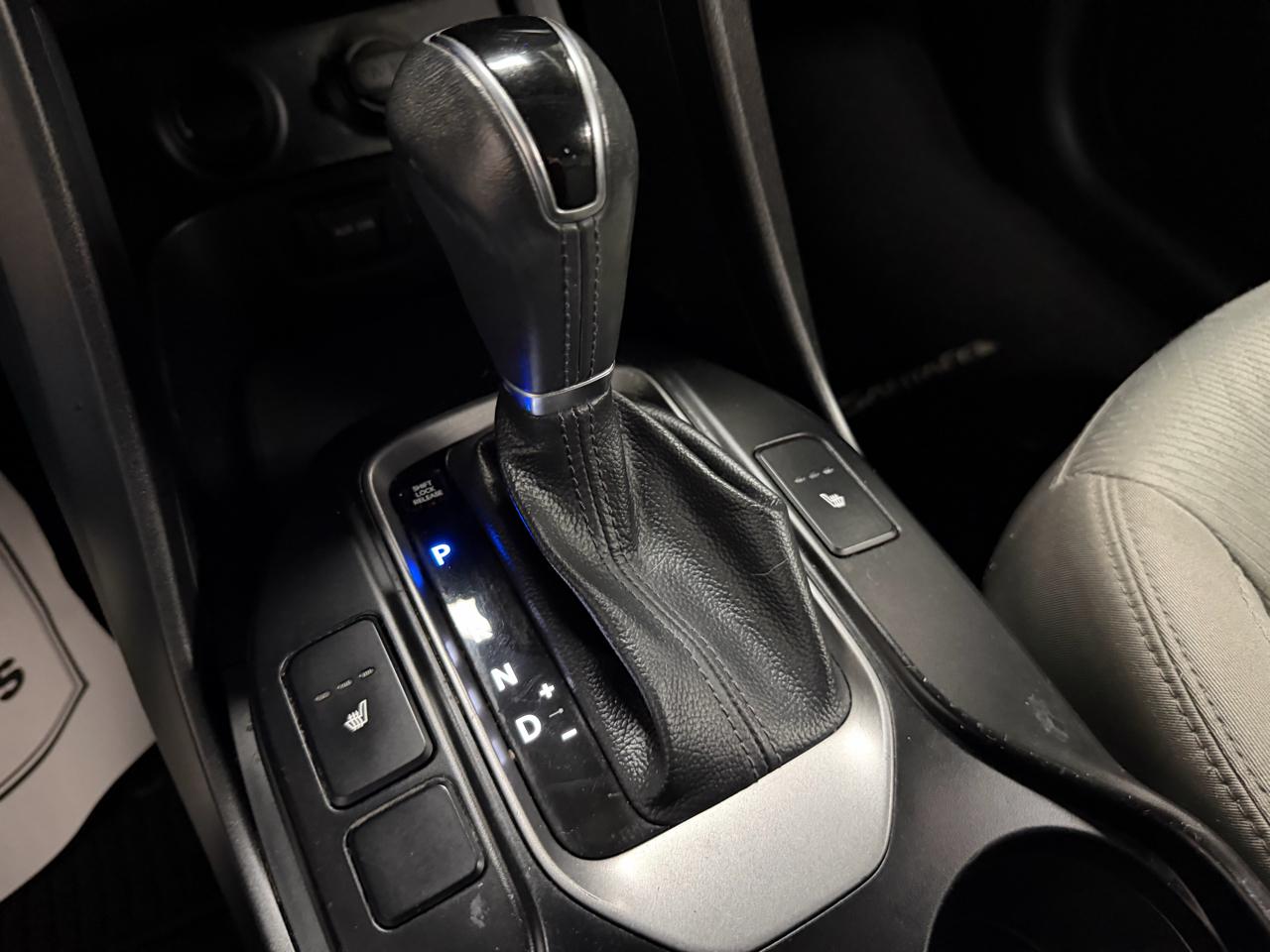 Hyundai Santa Fe FWD 4dr Sport 2013