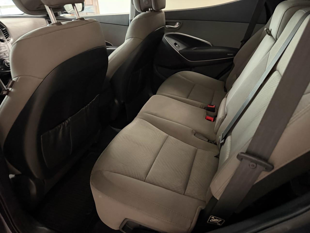 Hyundai Santa Fe FWD 4dr Sport 2013