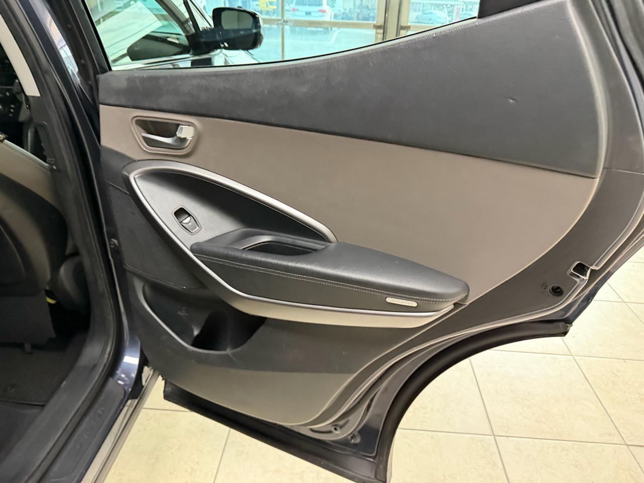 Hyundai Santa Fe FWD 4dr Sport 2013