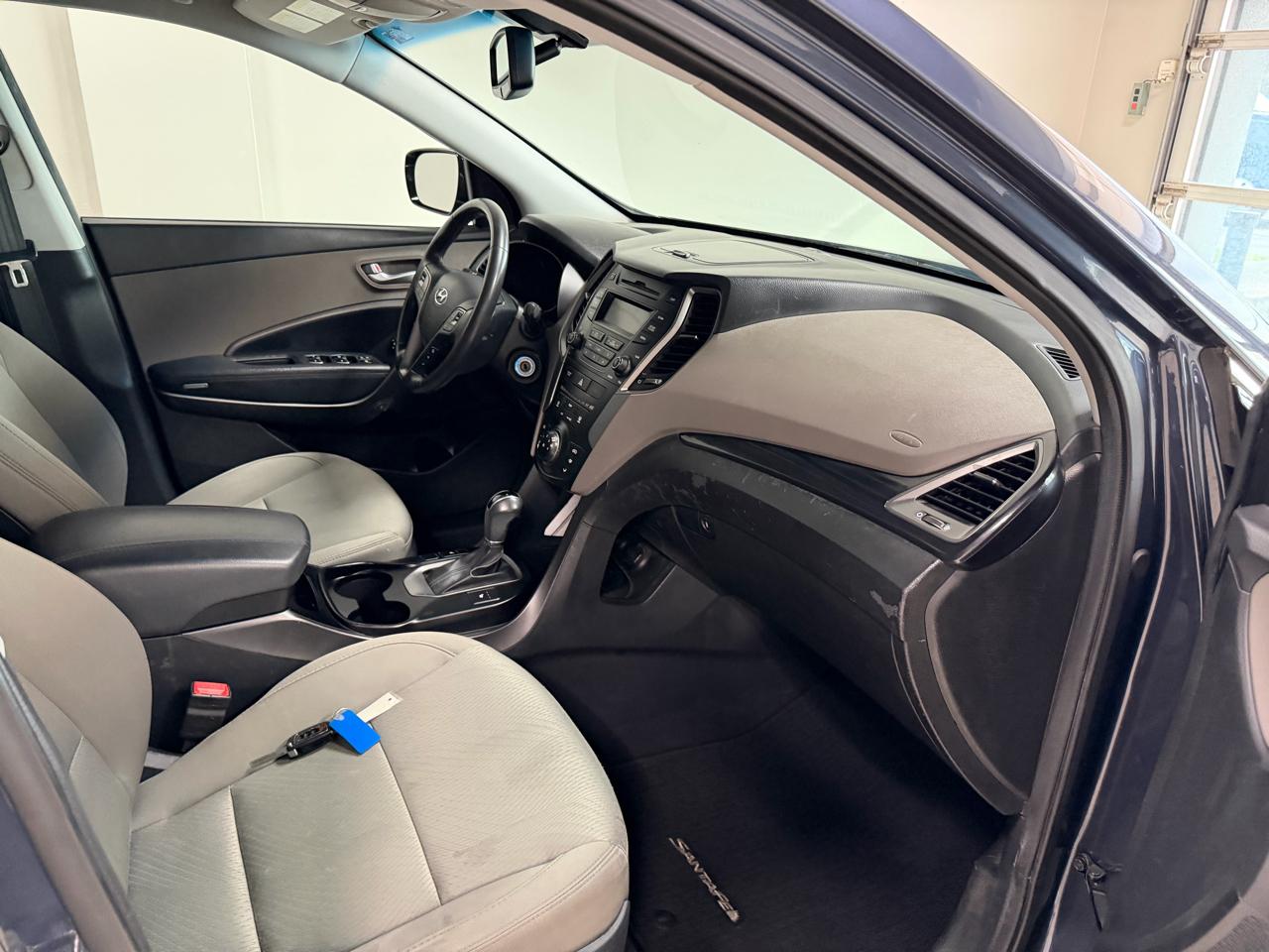 Hyundai Santa Fe FWD 4dr Sport 2013