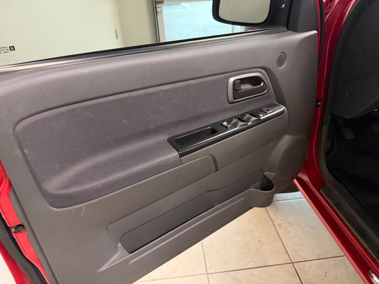 Chevrolet Colorado Crew Cab 126.0" WB 4WD 1SE LS Z71 2005