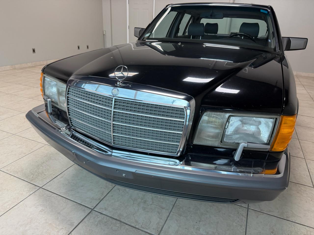 Mercedes-Benz 420 Series 4dr Sedan 420SEL 1990