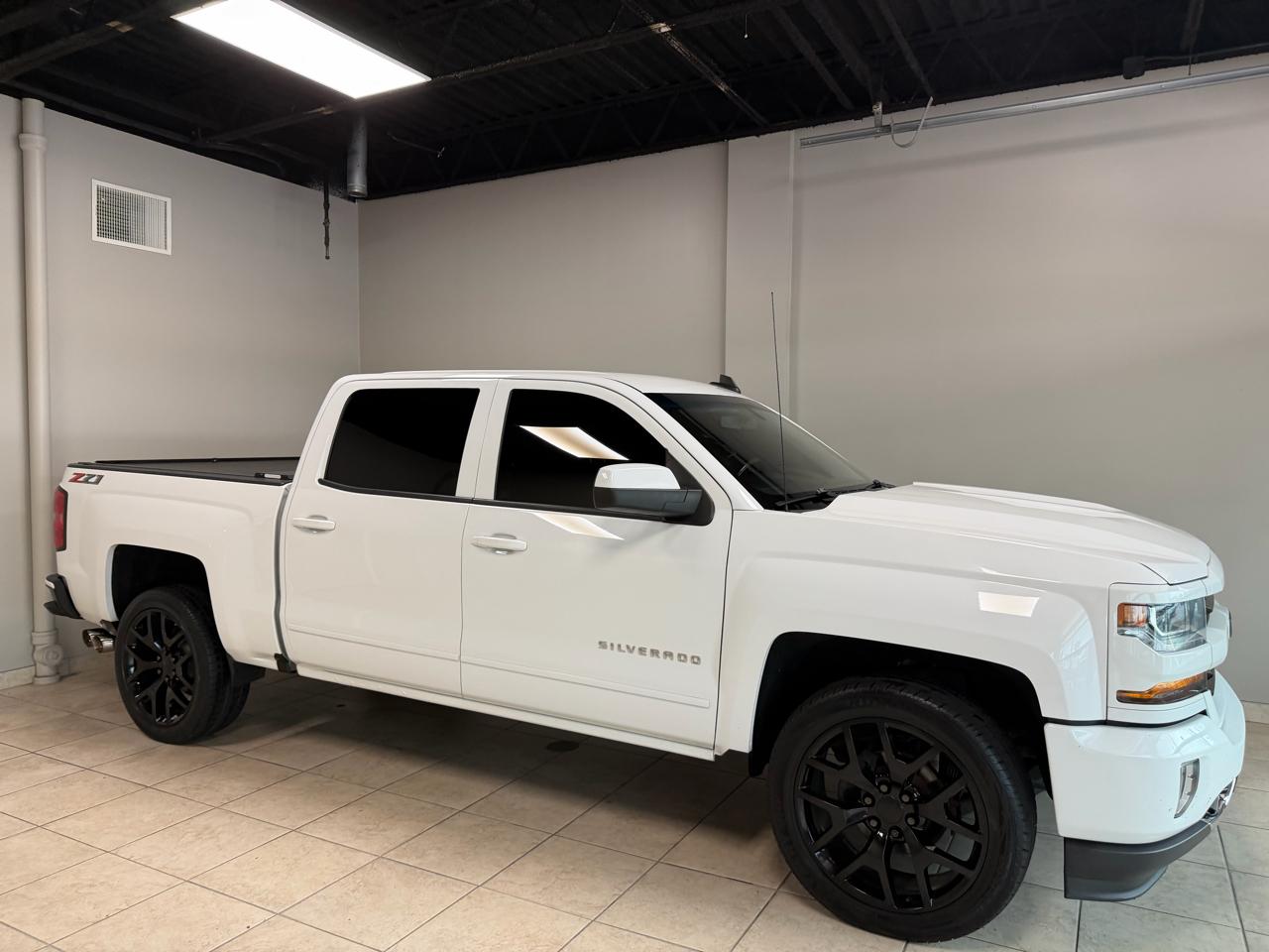 Chevrolet Silverado 1500 4WD Crew Cab 143.5" LT w/2LT 2018