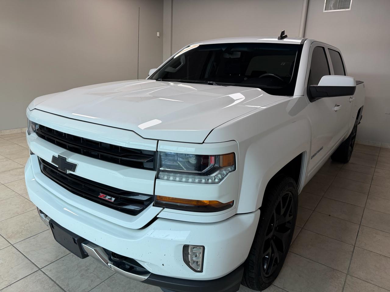 Chevrolet Silverado 1500 4WD Crew Cab 143.5" LT w/2LT 2018