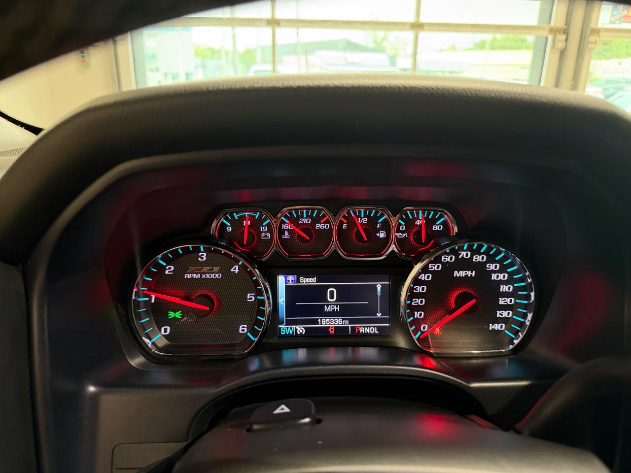 Chevrolet Silverado 1500 4WD Crew Cab 143.5" LT w/2LT 2018