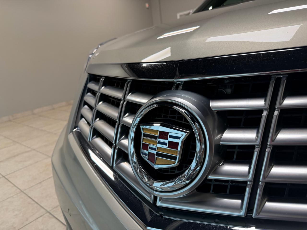 Cadillac SRX FWD 4dr Luxury Collection 2014