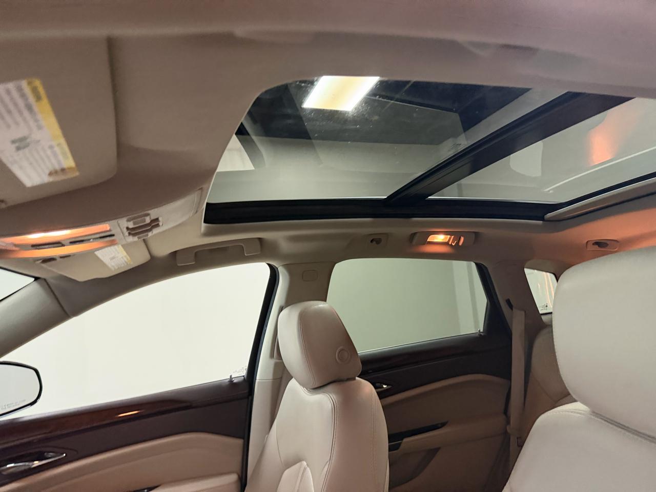 Cadillac SRX FWD 4dr Luxury Collection 2014