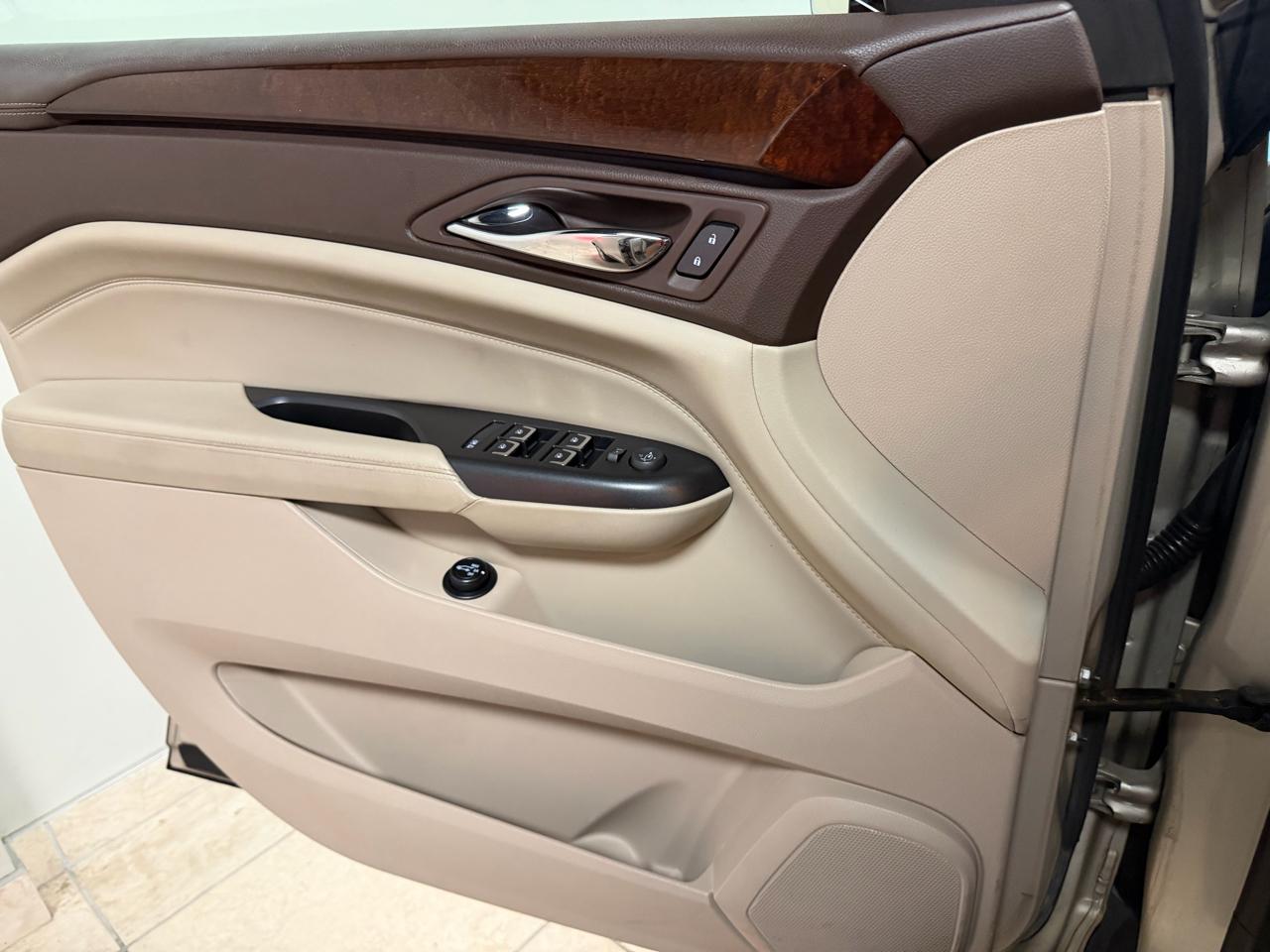 Cadillac SRX FWD 4dr Luxury Collection 2014