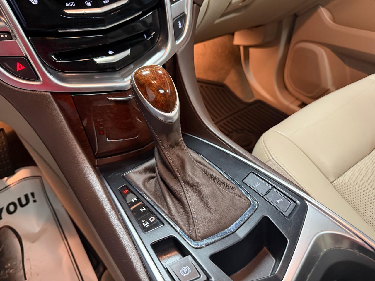 Cadillac SRX FWD 4dr Luxury Collection 2014