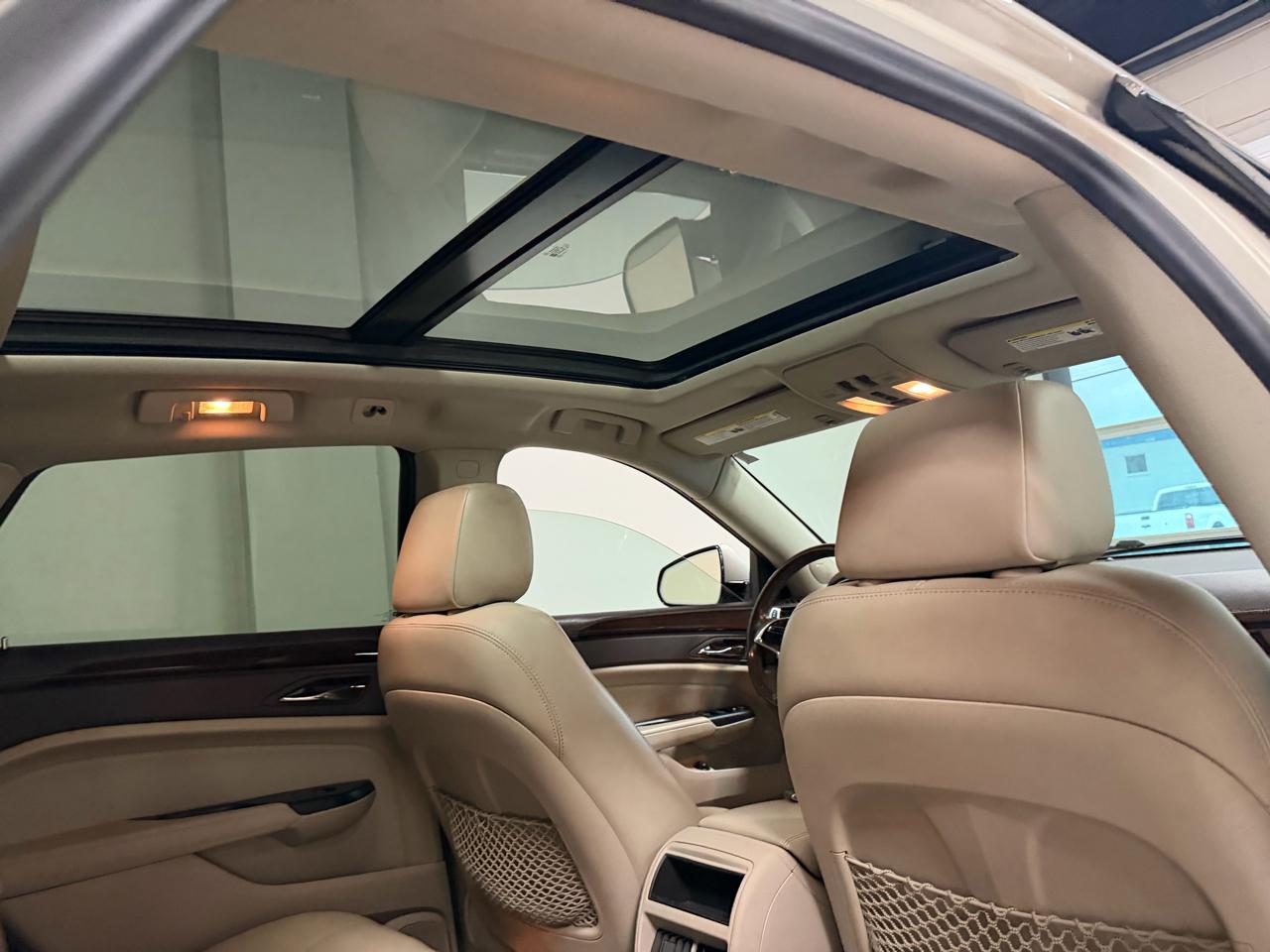 Cadillac SRX FWD 4dr Luxury Collection 2014