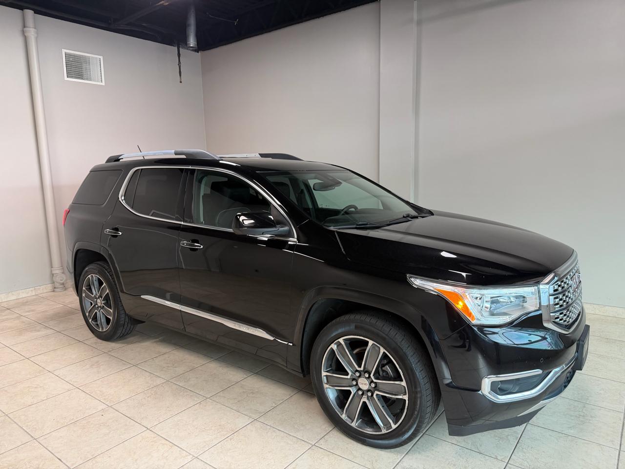 GMC Acadia AWD 4dr Denali 2017