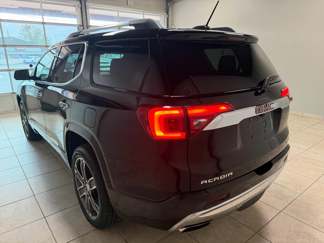 GMC Acadia AWD 4dr Denali 2017