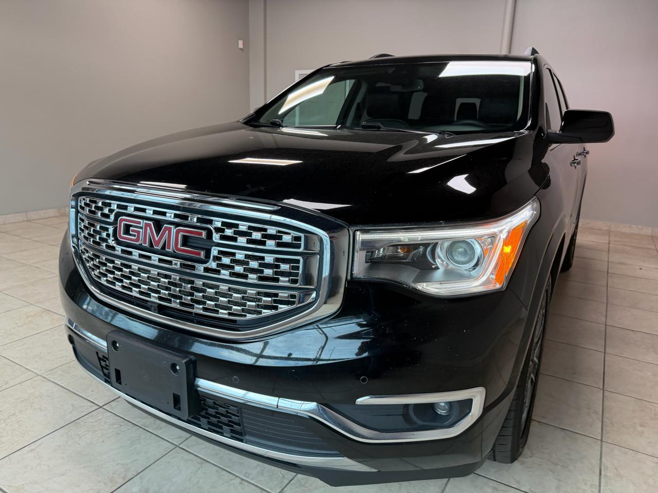 GMC Acadia AWD 4dr Denali 2017