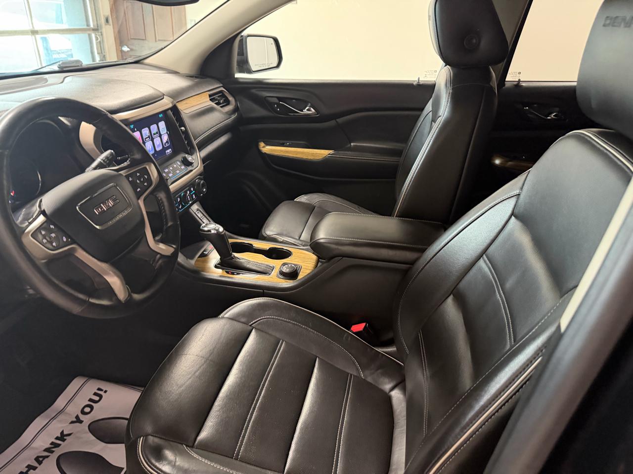 GMC Acadia AWD 4dr Denali 2017