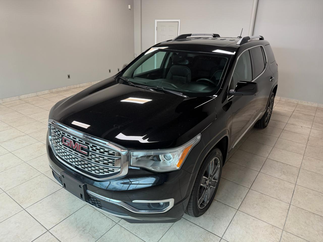 GMC Acadia AWD 4dr Denali 2017