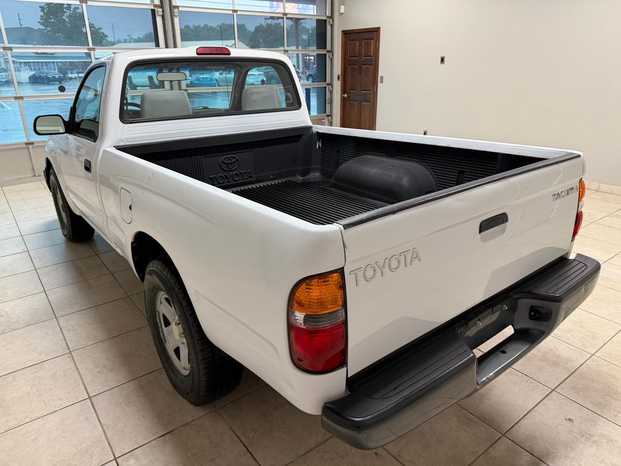 Toyota Tacoma Reg Cab Manual (Natl) 2002