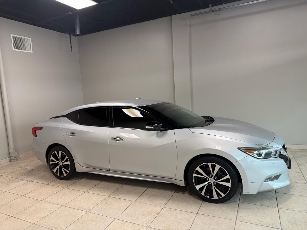 Nissan Maxima SV 3.5L 2018