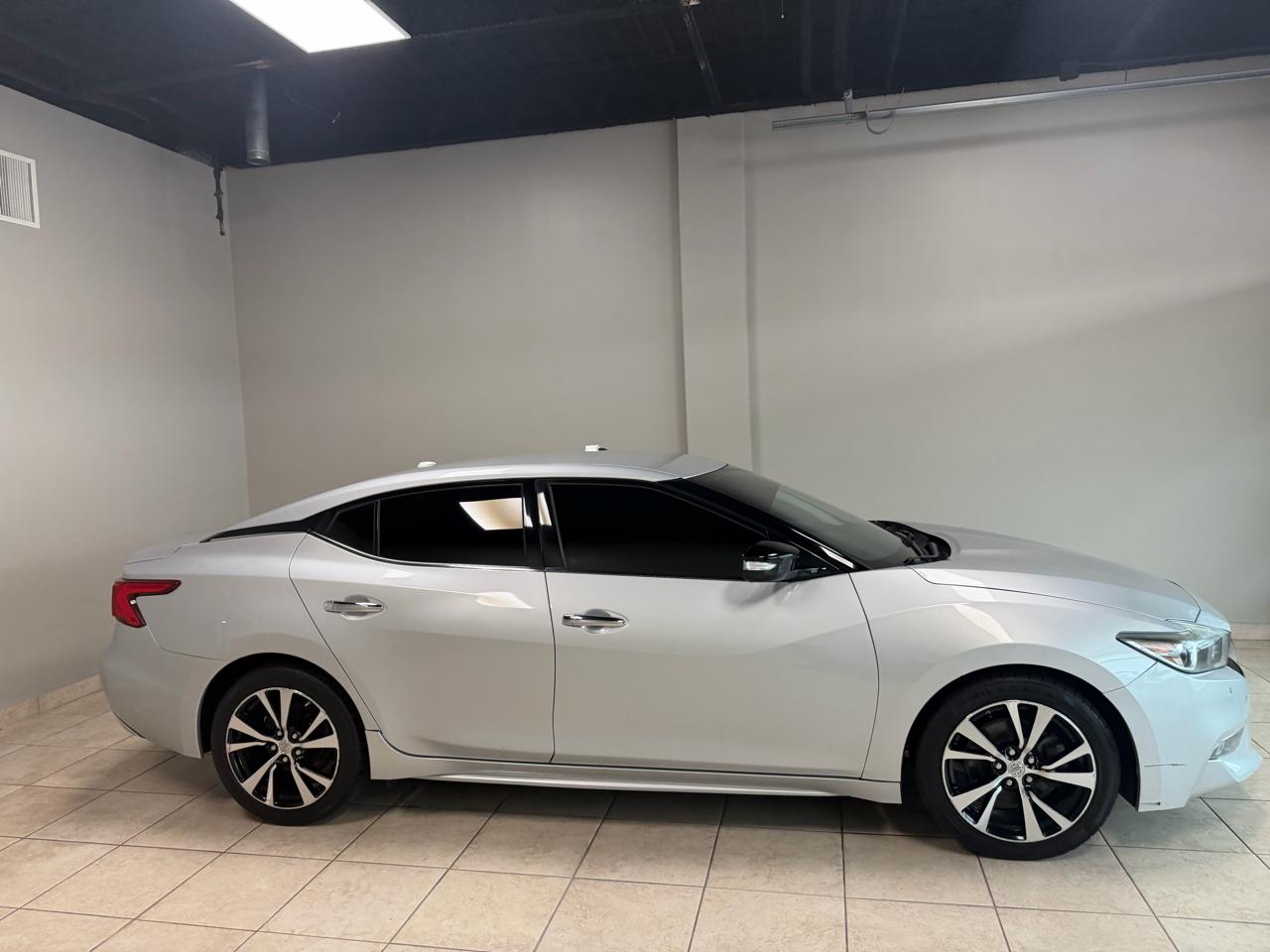Nissan Maxima SV 3.5L 2018