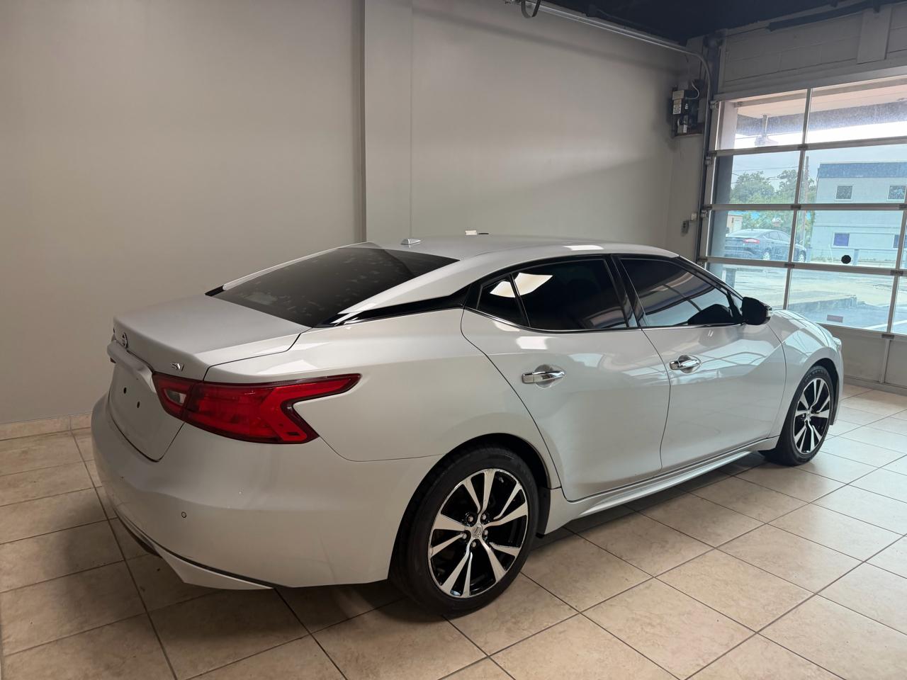 Nissan Maxima SV 3.5L 2018