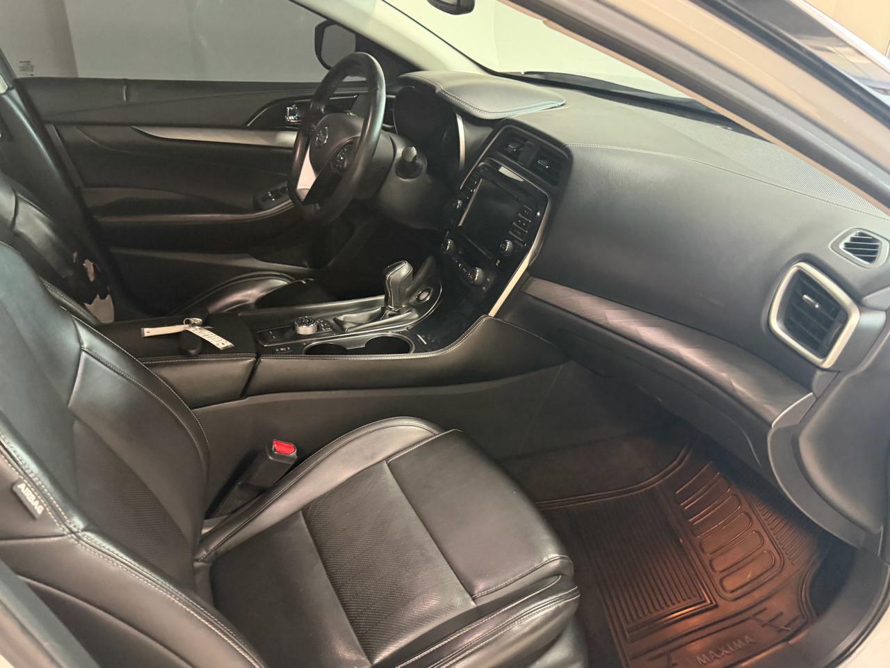 Nissan Maxima SV 3.5L 2018
