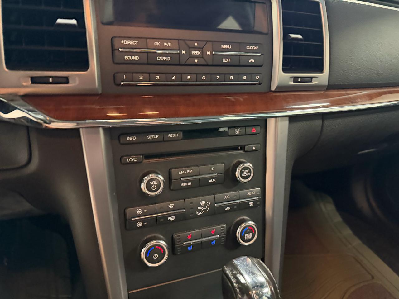 Lincoln MKZ 4dr Sdn AWD 2011