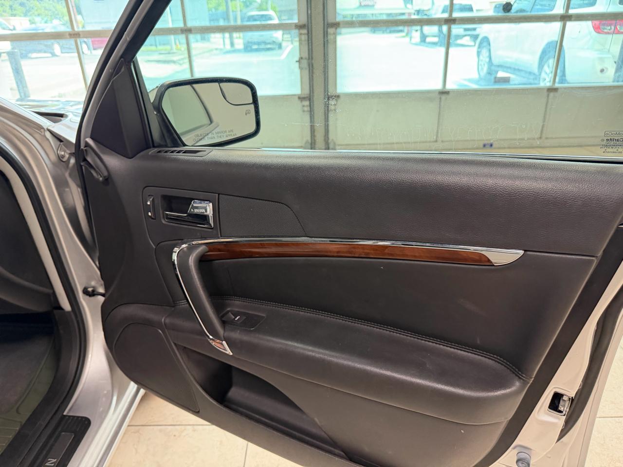 Lincoln MKZ 4dr Sdn AWD 2011