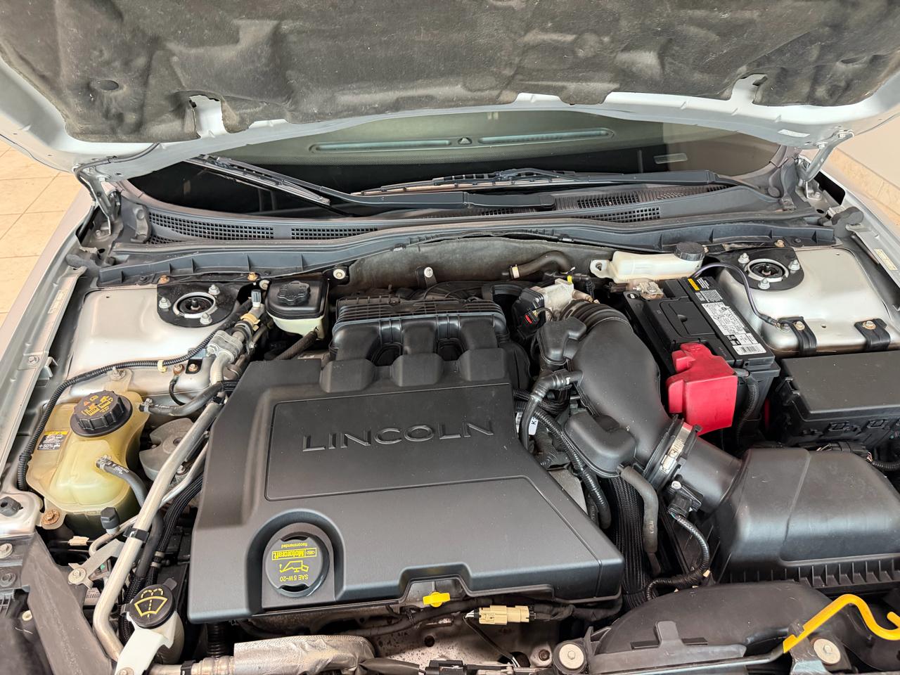 Lincoln MKZ 4dr Sdn AWD 2011