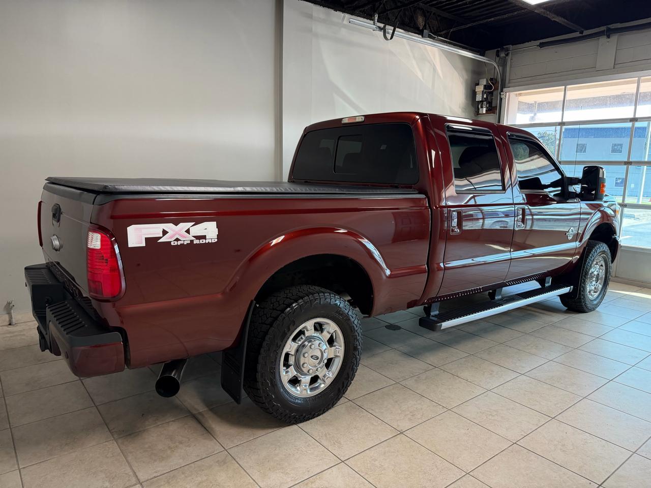 Ford Super Duty F-250 SRW 4WD Crew Cab 172" Lariat 2015