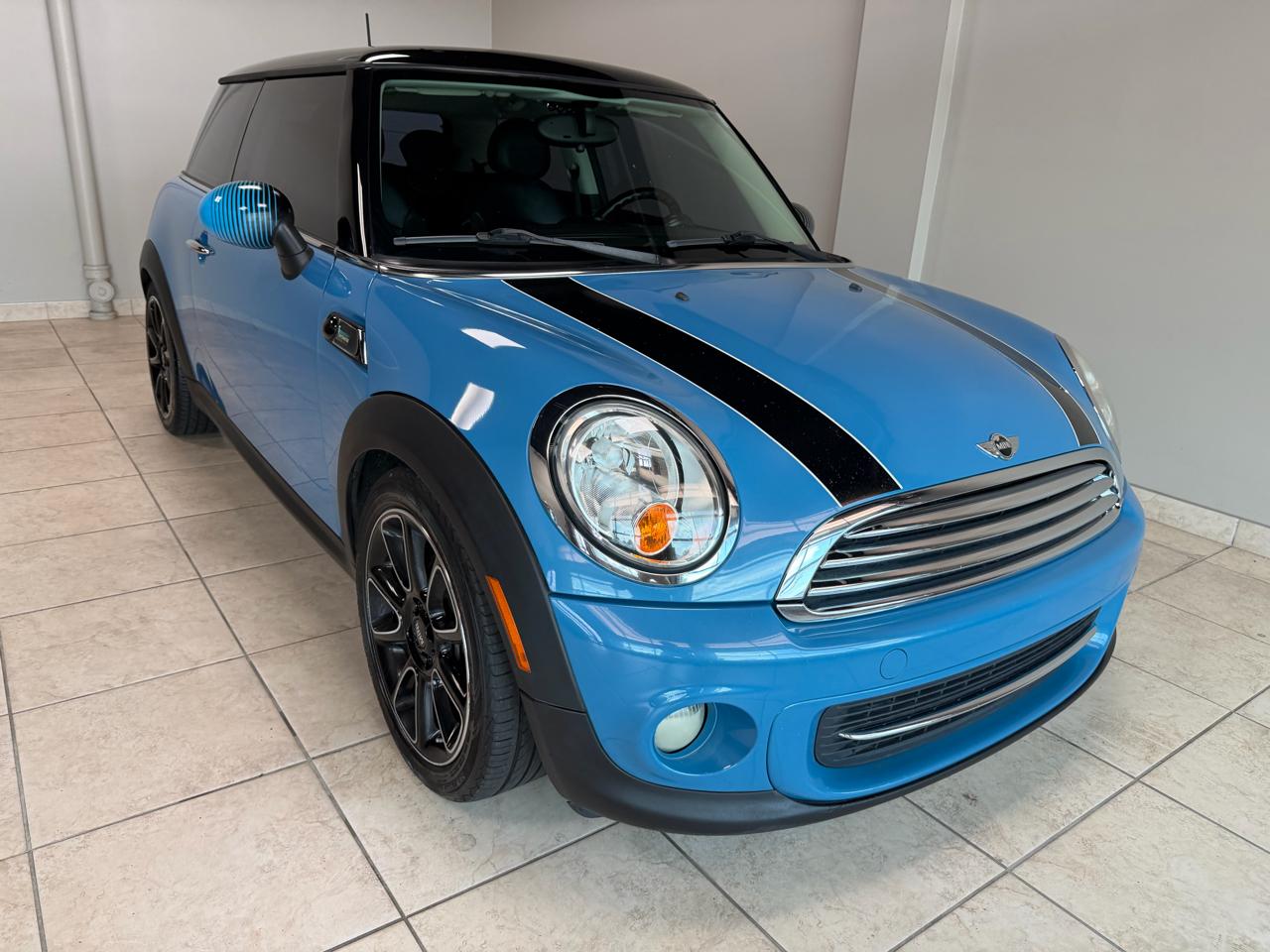 MINI Cooper Hardtop 2dr Cpe 2012