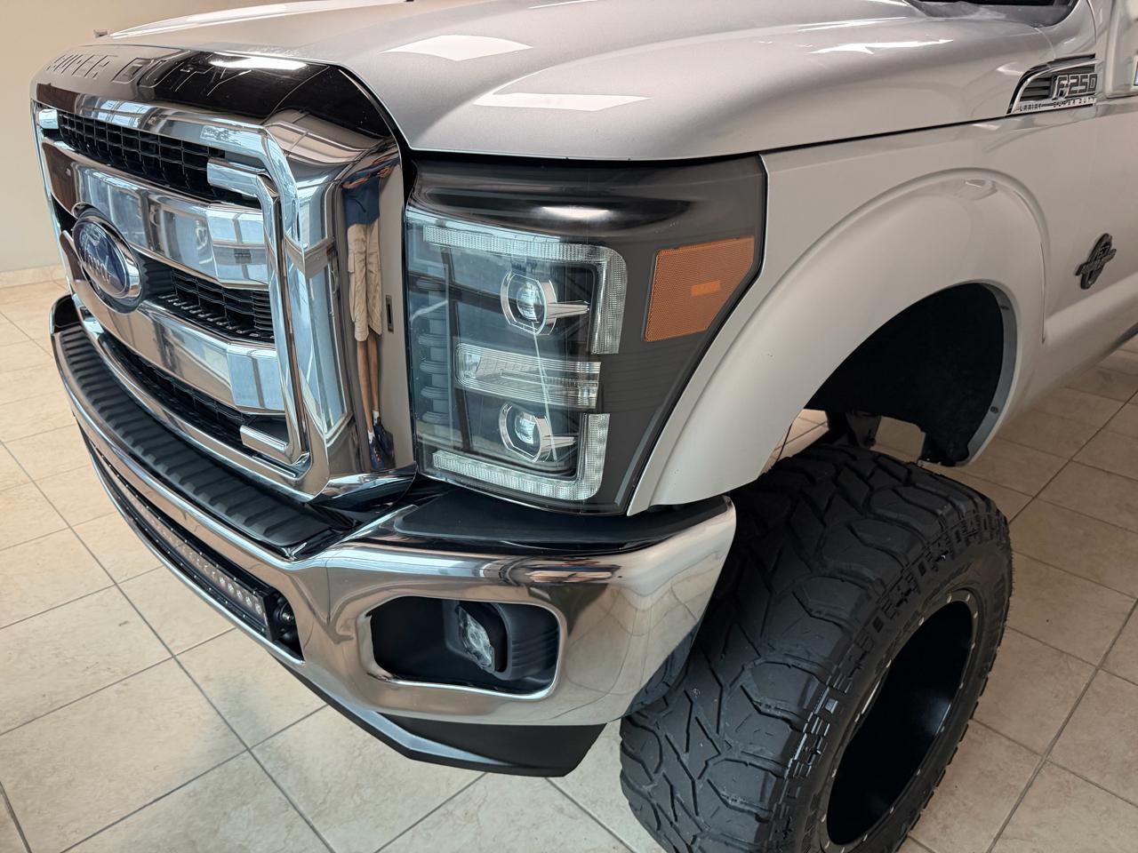 Ford Super Duty F-250 SRW 4WD Crew Cab 156" Lariat 2014