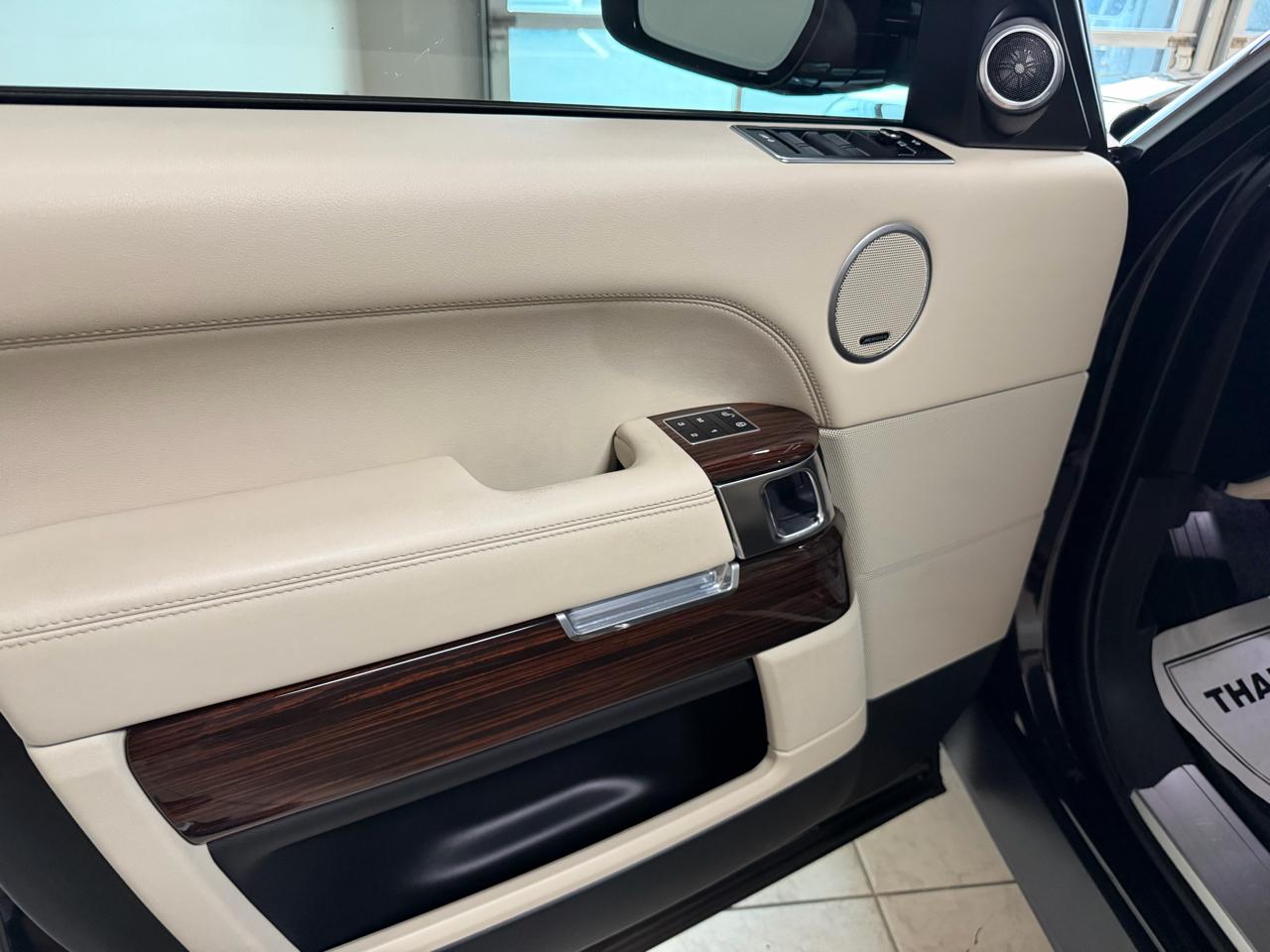 Land Rover Range Rover 4WD 4dr SC 2013
