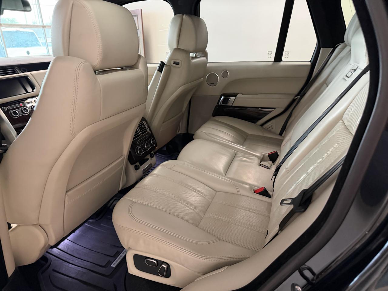 Land Rover Range Rover 4WD 4dr SC 2013