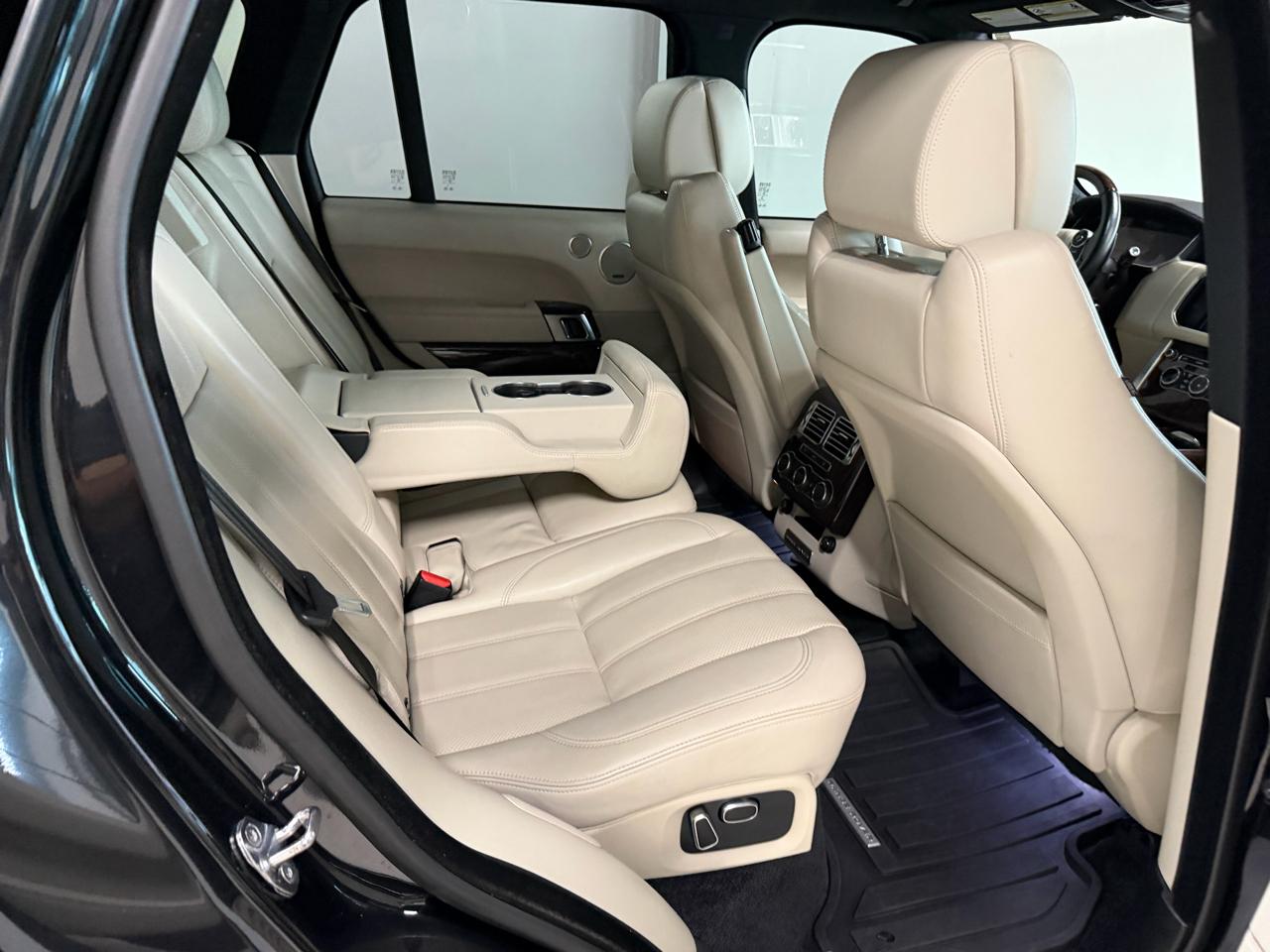 Land Rover Range Rover 4WD 4dr SC 2013