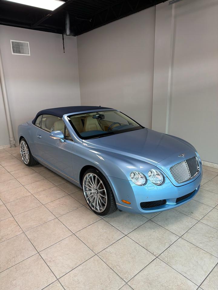 Bentley Continental GTC  2008