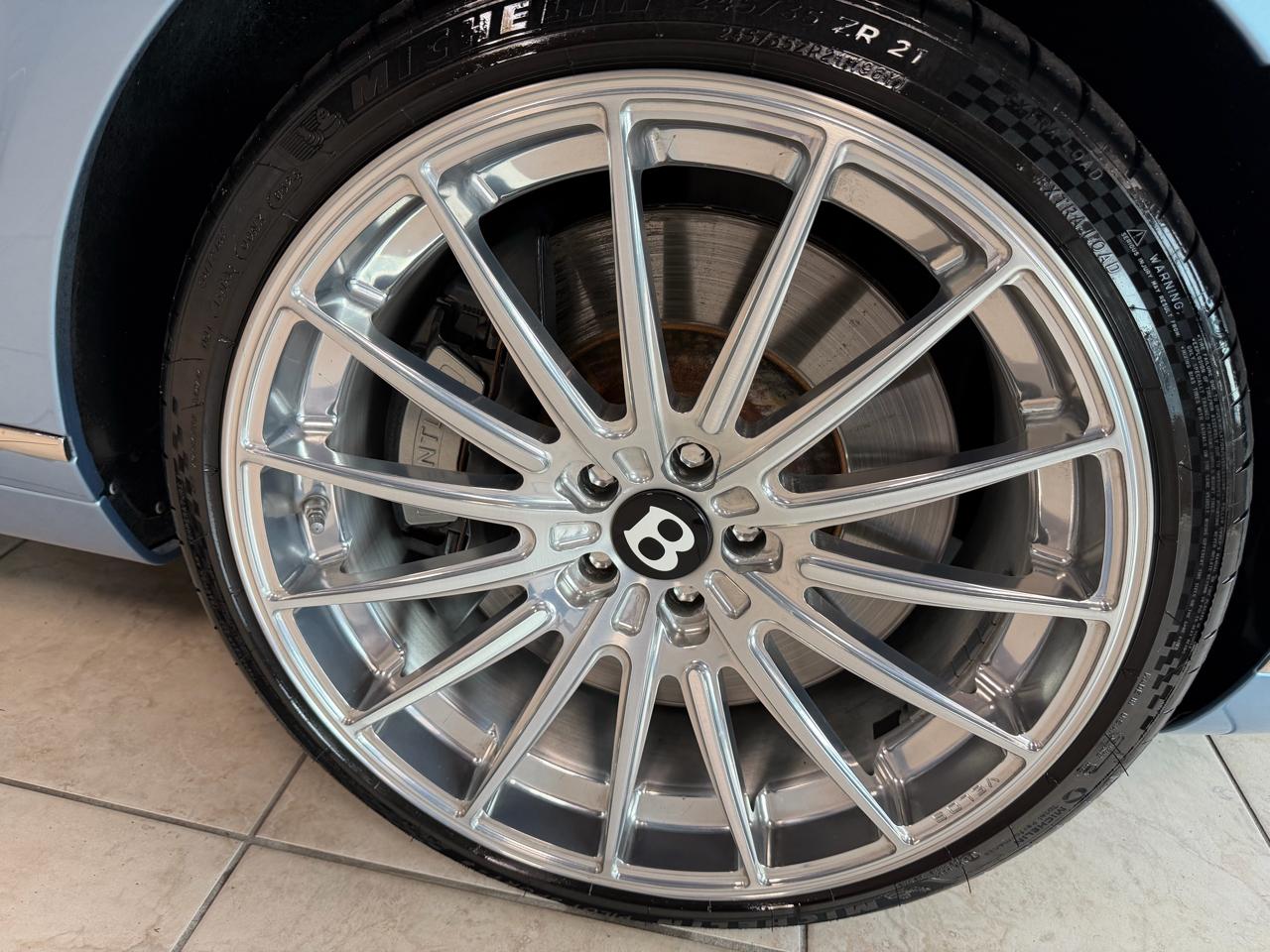 Bentley Continental GTC  2008