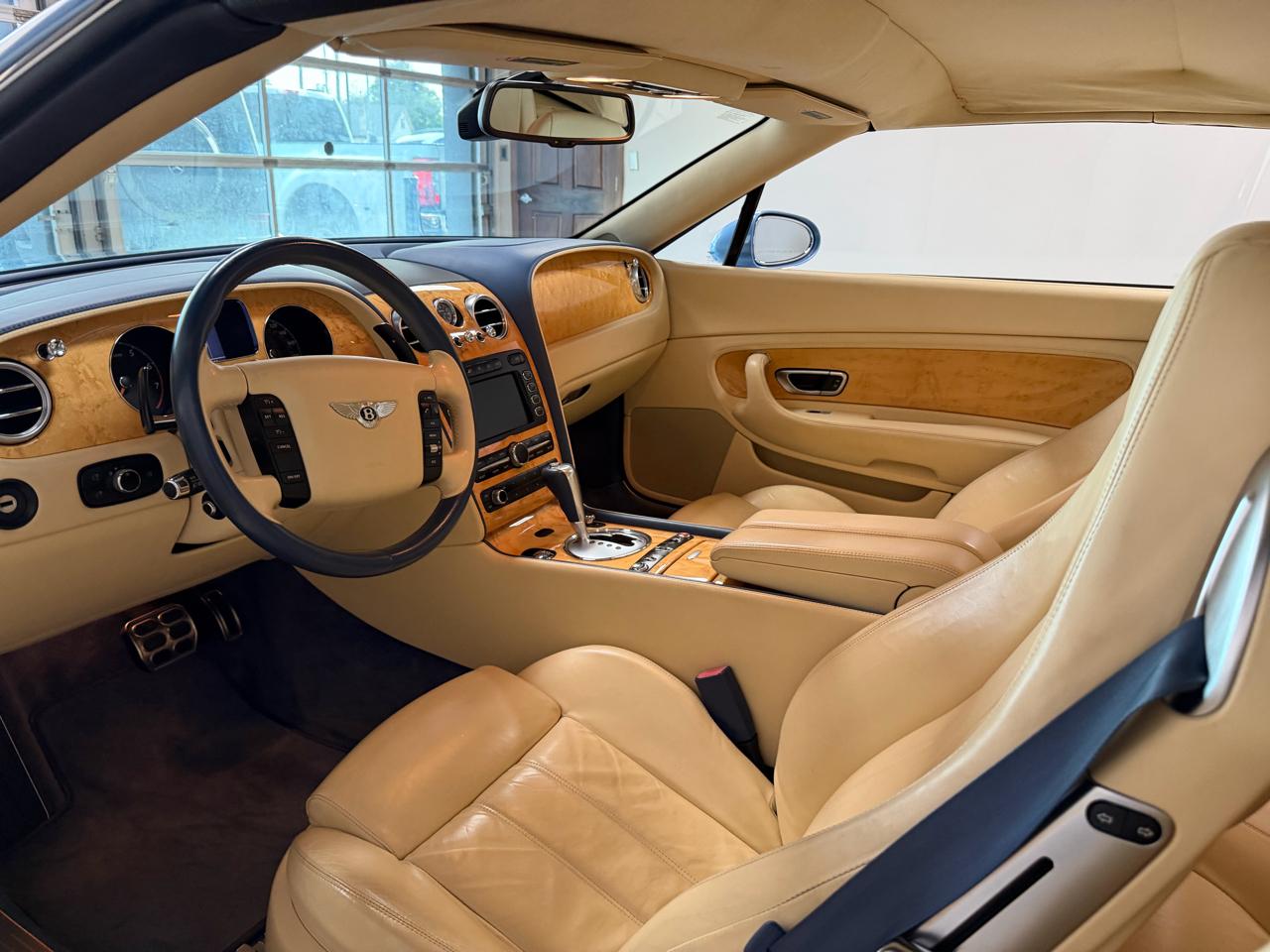 Bentley Continental GTC  2008