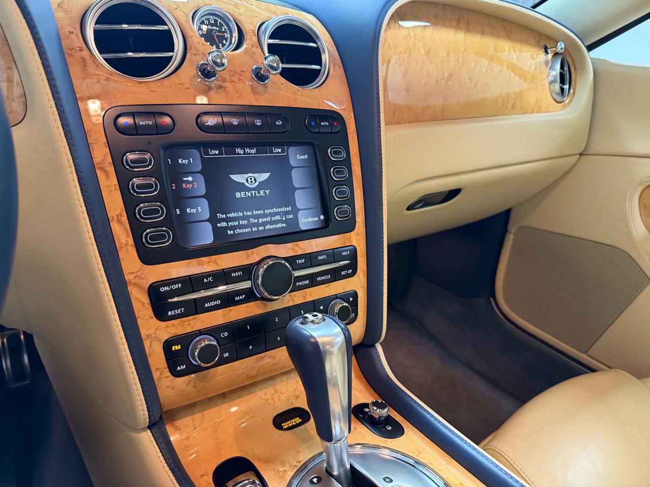Bentley Continental GTC  2008