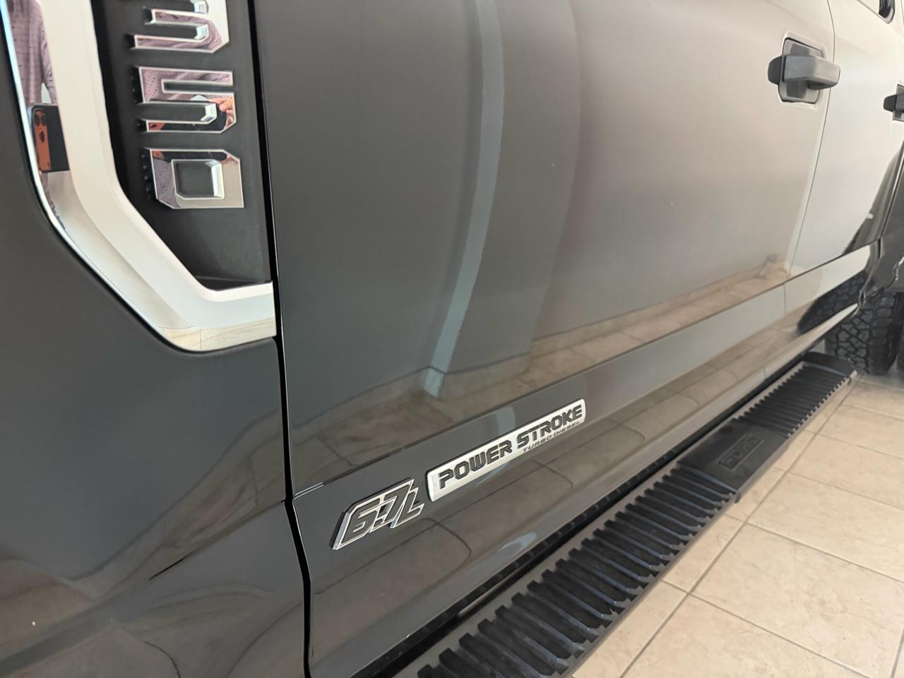 Ford Super Duty F-350 DRW XL 4WD Crew Cab 8' Box 2020