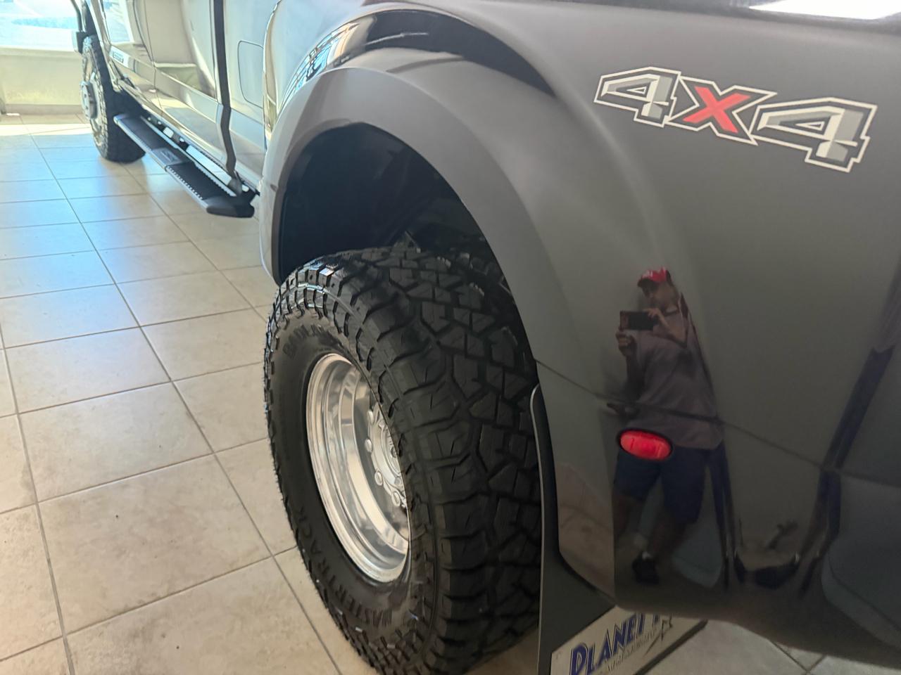 Ford Super Duty F-350 DRW XL 4WD Crew Cab 8' Box 2020