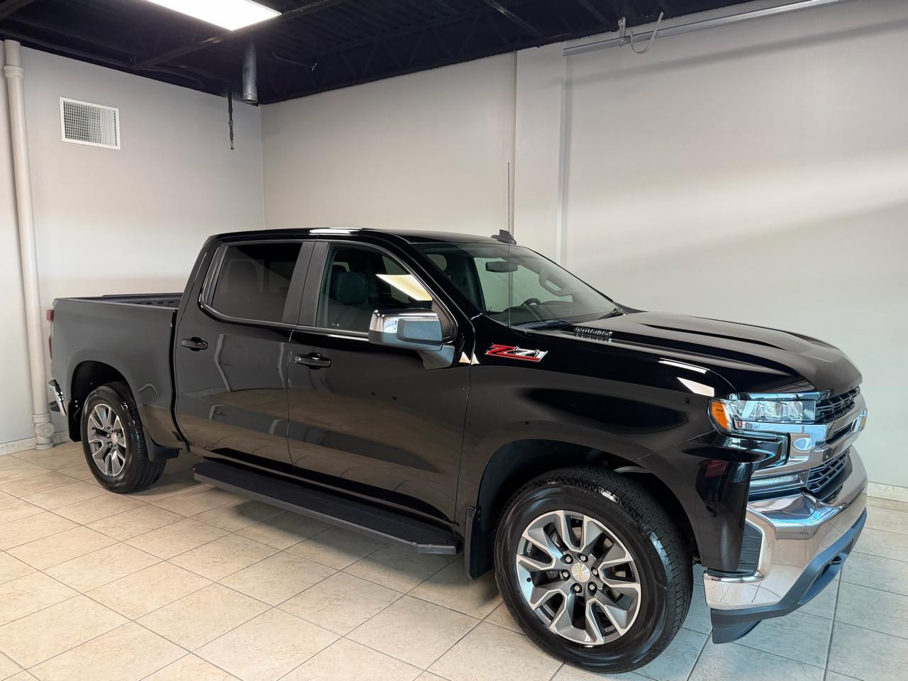 Chevrolet Silverado 1500 4WD Crew Cab 147" LT w/1LT 2021